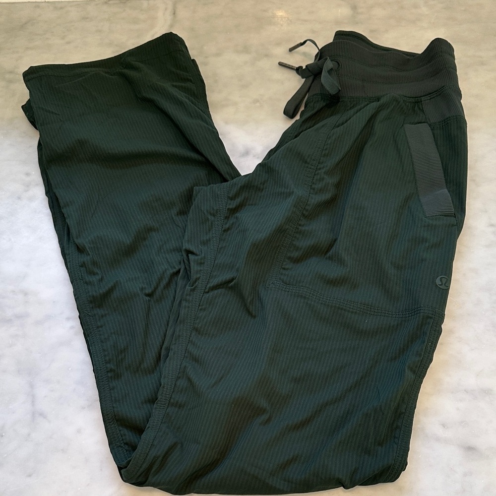 Lululemon Dance Studio Pants Legacy Green Sz 0 - Picture 2 of 4